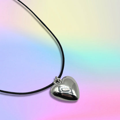 'on tour' cord necklace